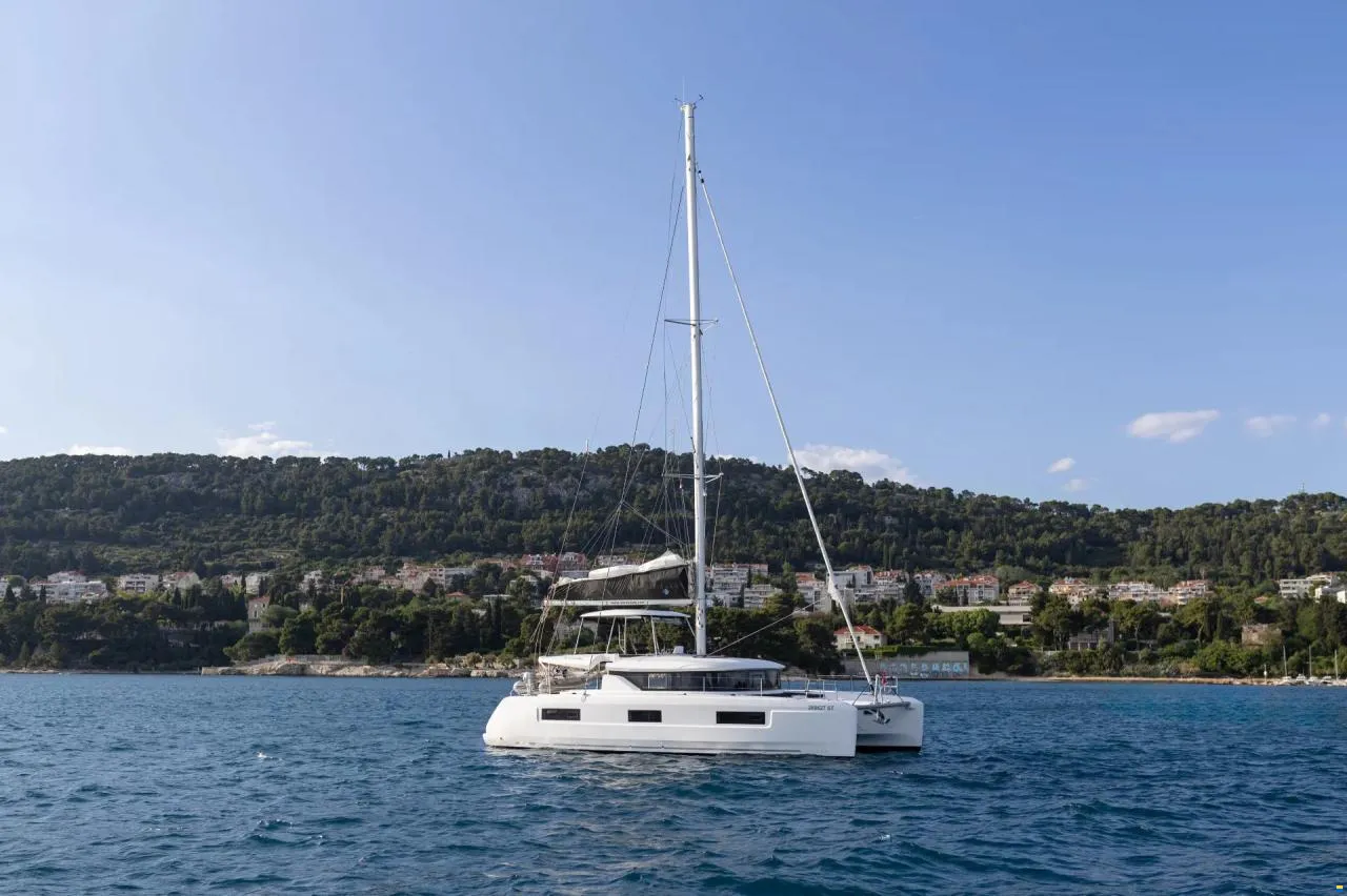 LAGOON 46 2023 - Image 22