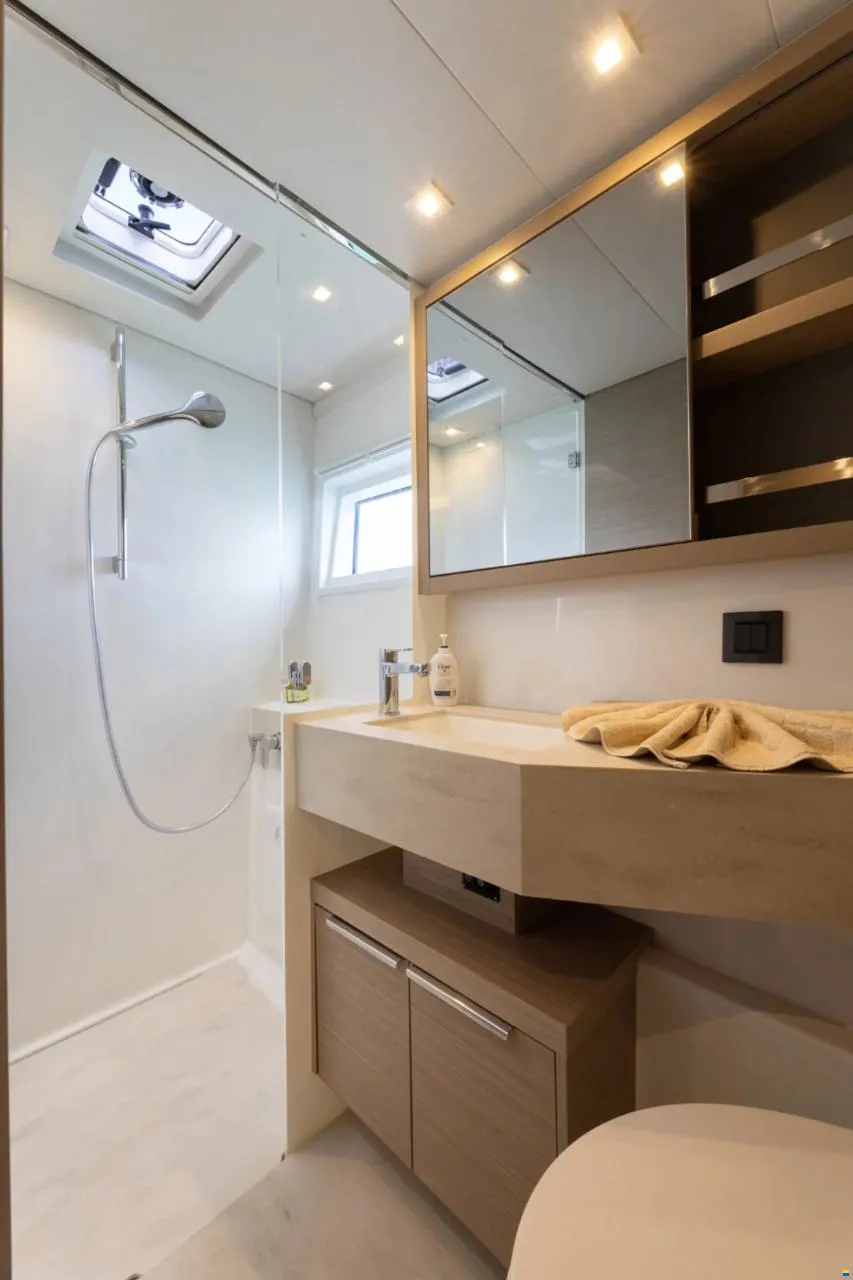 LAGOON 46 2023 - Image 16