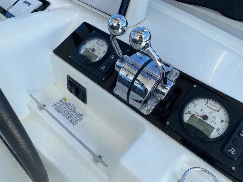 LAGOON 46 2021 - Image 18