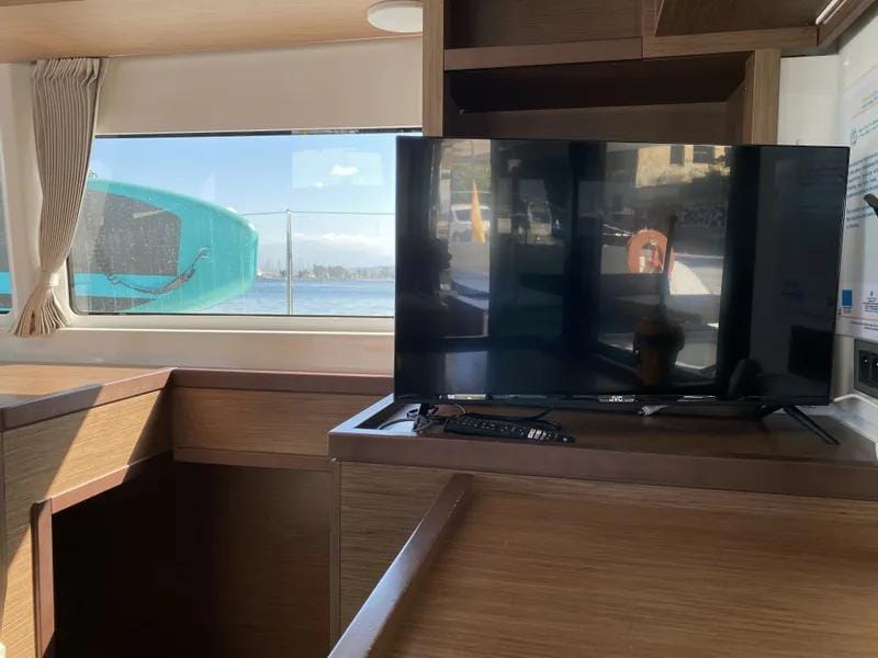 LAGOON 46 2021 - Image 13