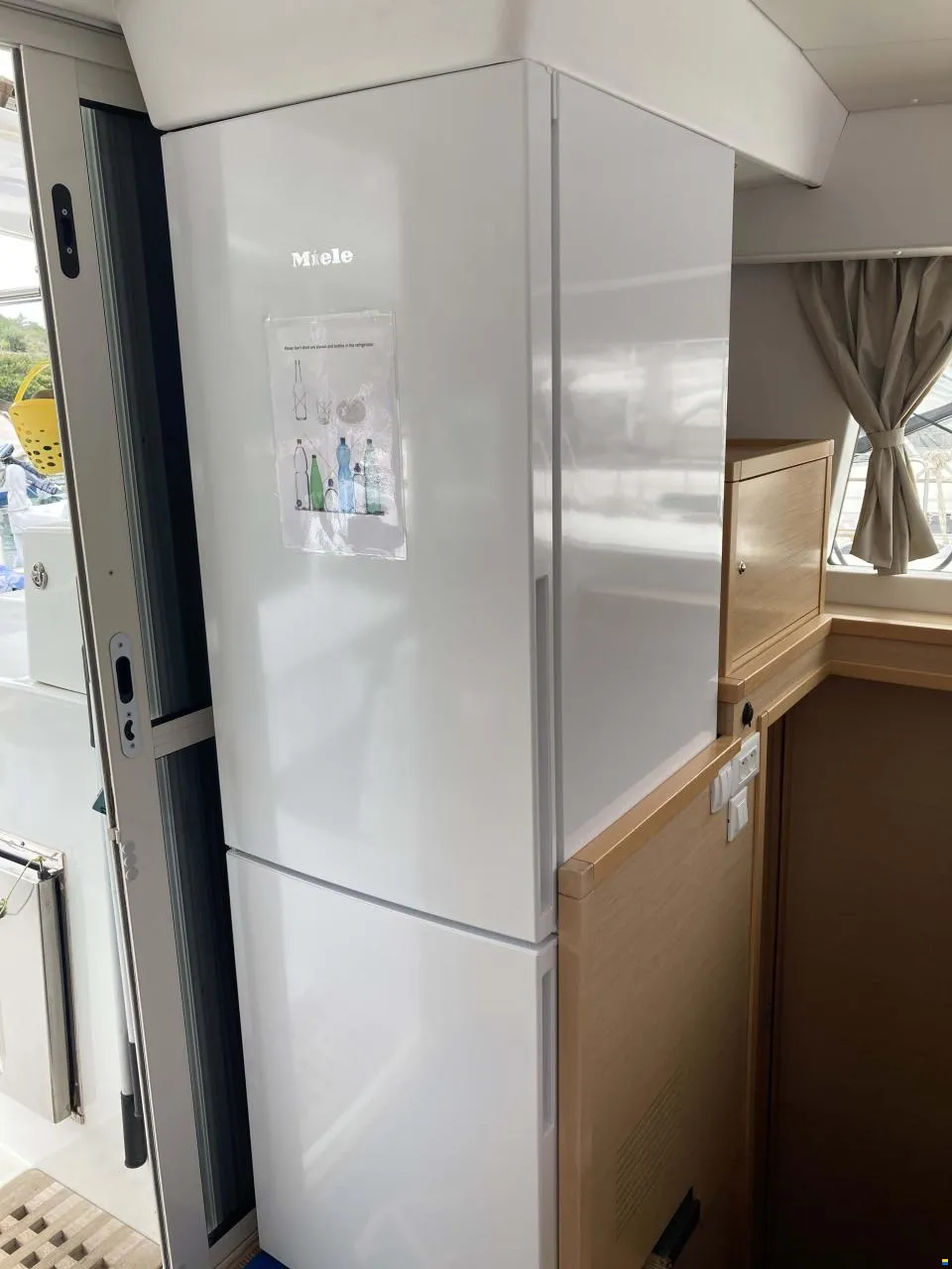 LAGOON 400 S2 2015 VICTORIA - Image 21