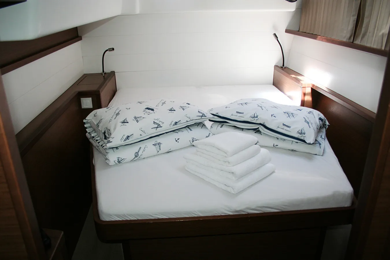 LAGOON 450F SOLD . LET US FIND YOU YOUR NEXT BOAT LUXE YACHTING - Image 15