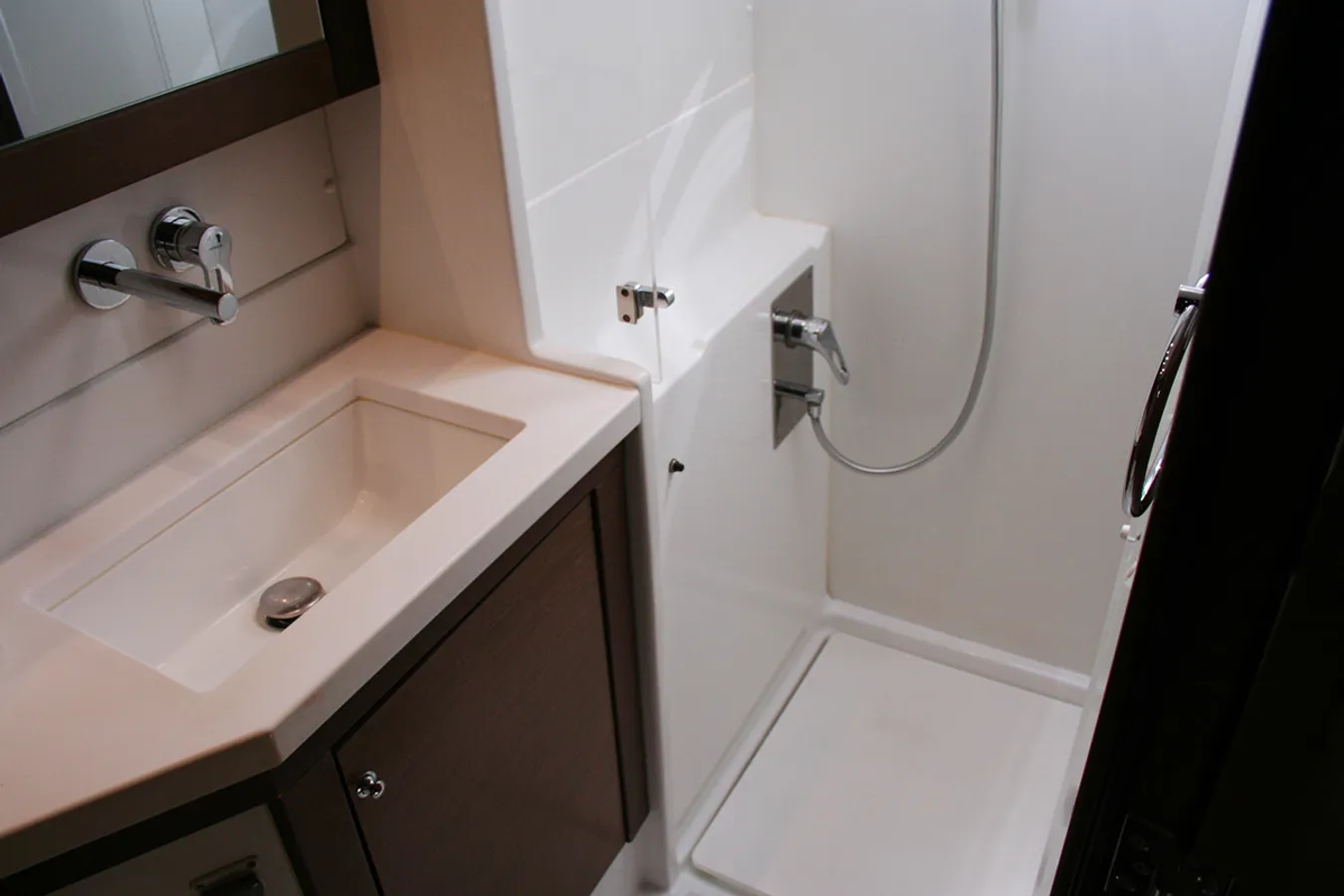 LAGOON 450F SOLD . LET US FIND YOU YOUR NEXT BOAT LUXE YACHTING - Image 18