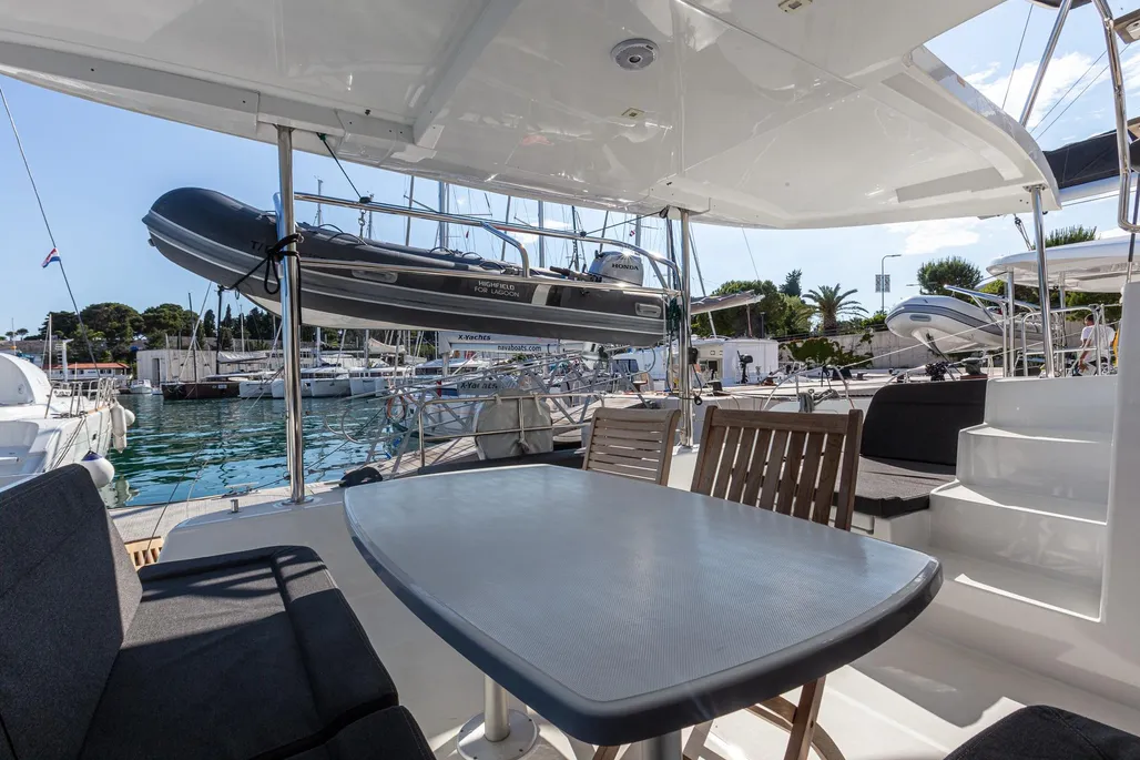 LAGOON 42 2017 LEGGERIO - Image 17