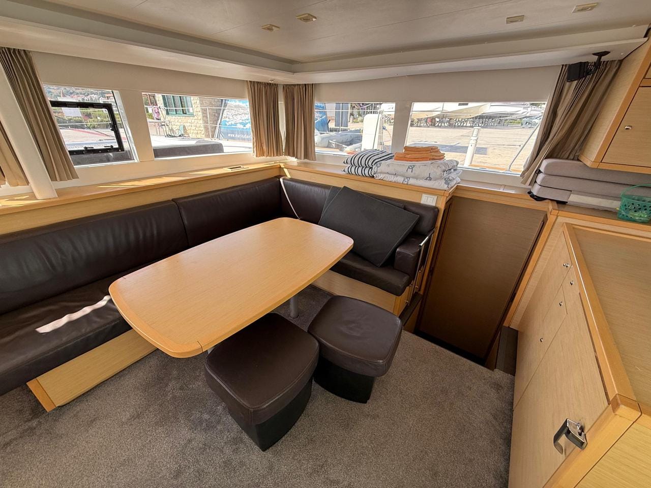 LAGOON 450F 2017 - Image 19