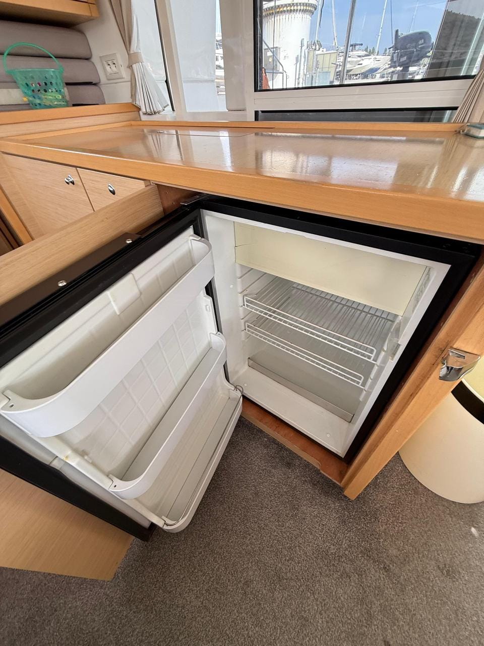 LAGOON 450F 2017 - Image 12